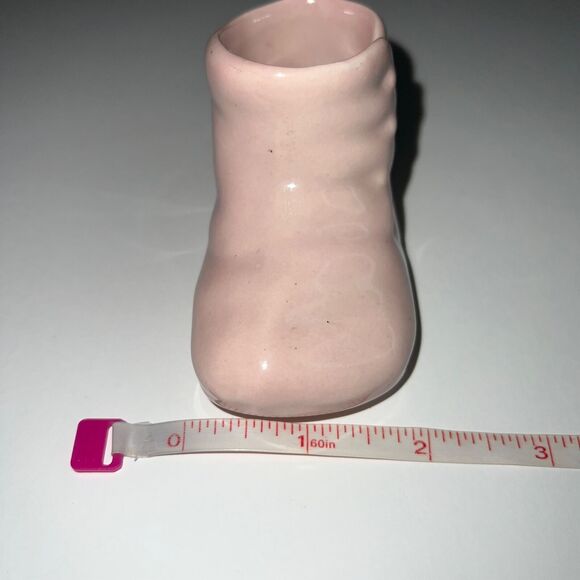 Vintage Collectible Miniature Baby Shoe Figurine Decoration Porcelain Pink - Picture 12 of 12